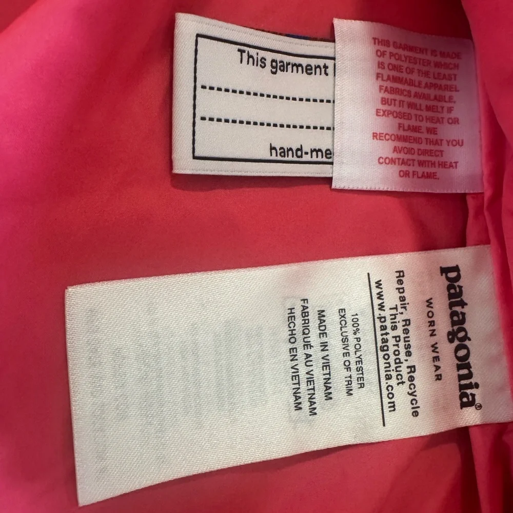 Patagonia Cream and Pink Fleece Vest - Picture 5 of 11